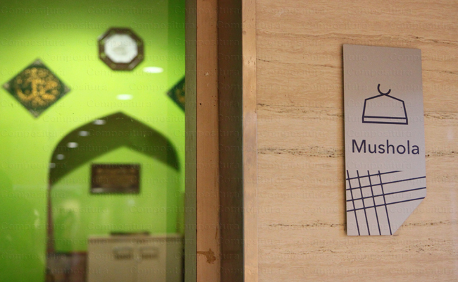 Menara Standard Chartered (RDTX Group) - Jakarta