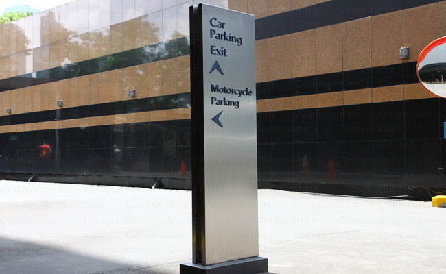 Menara Standard Chartered (RDTX Group) - Jakarta